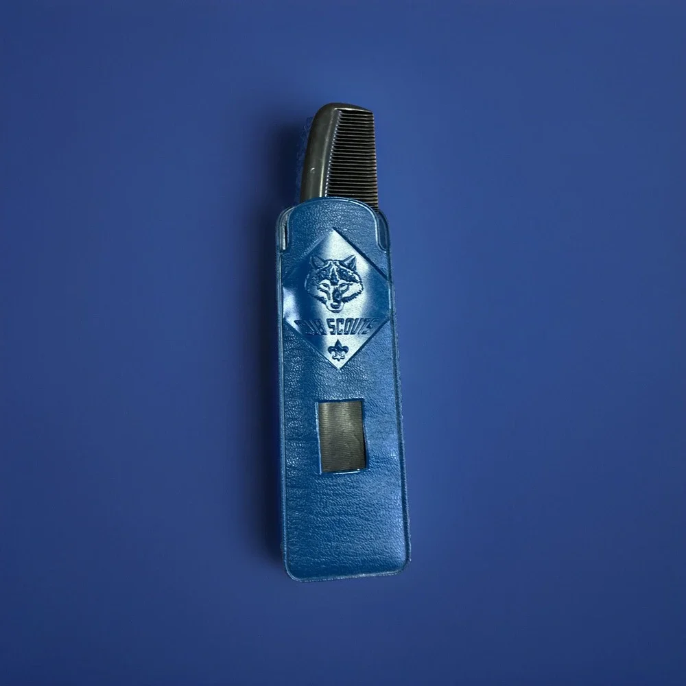 Cub Scouts Comb with Slide Out Pocket Holder, Circa 1990's‎